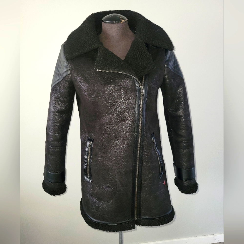 Guess Faux Shearling Coat Size XS